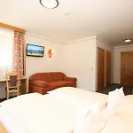 Hotel Cafe' Hermann